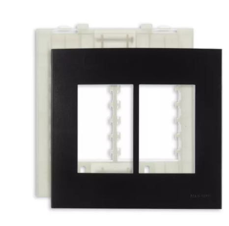 CLEAN PLACA 4X4 6P HORIZ C/ SUPORTE PRETO - MARGIRIUS